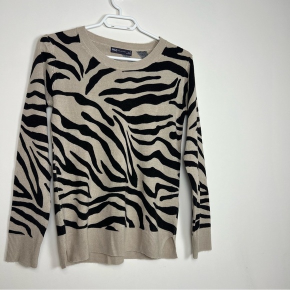 Marks & Spencer Sweaters - Marks & Spencer Zebra Print Crew-Neck Lightweight Sweater - Size8